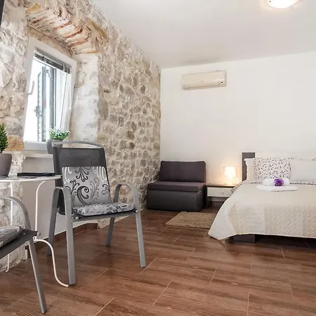 Vagabundo Imb Pensionat Split